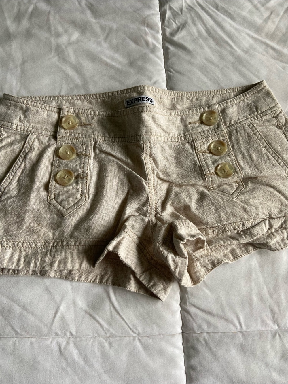 Bundle of 3 pair shorts. EXPRESS, American Eagle, Heritage 1981 - Picture 2 of 11